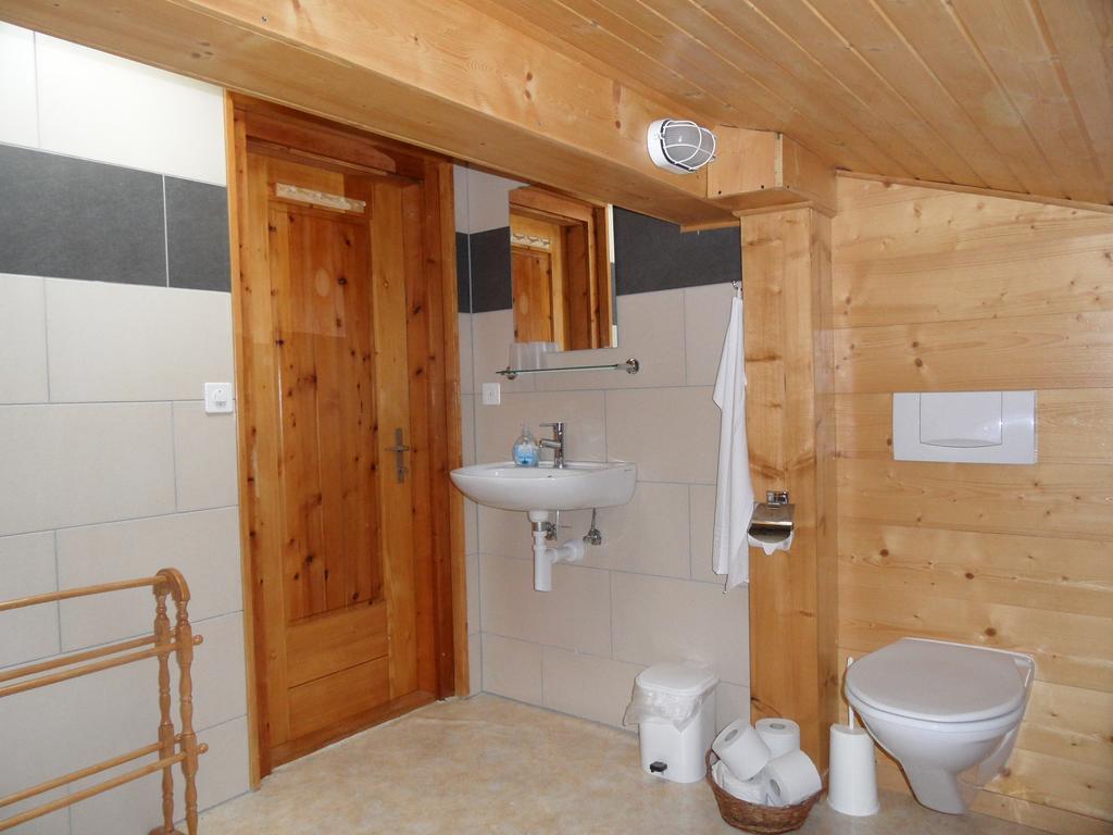Chalet Esher Surrey Ried-Brig Luaran gambar